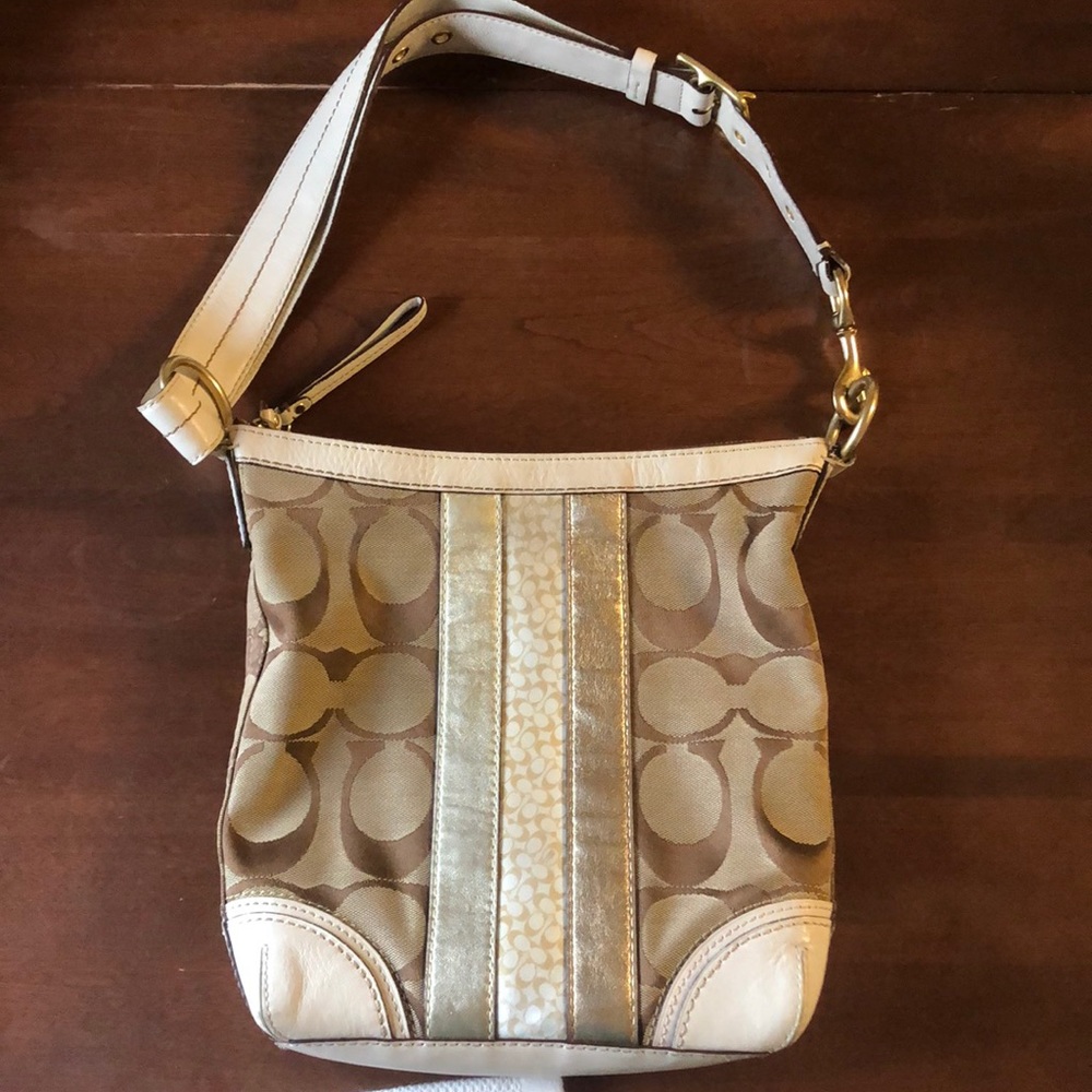 Authentic coach purse
